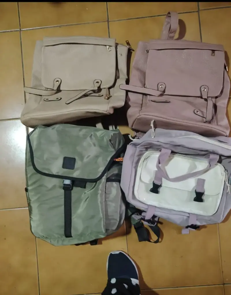 Conjunto de mochilas variadas - 2