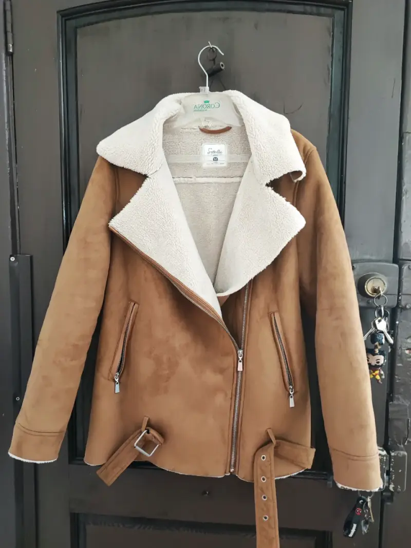 Chaqueta de cuero sintético café - 1