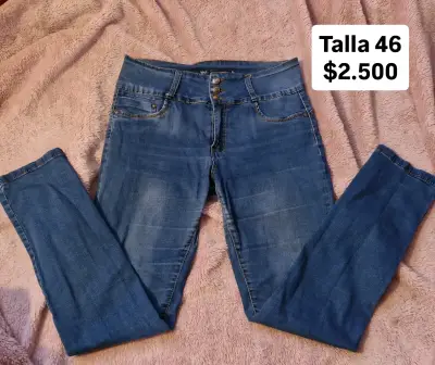 Buzo morado talla L - miniatura 2