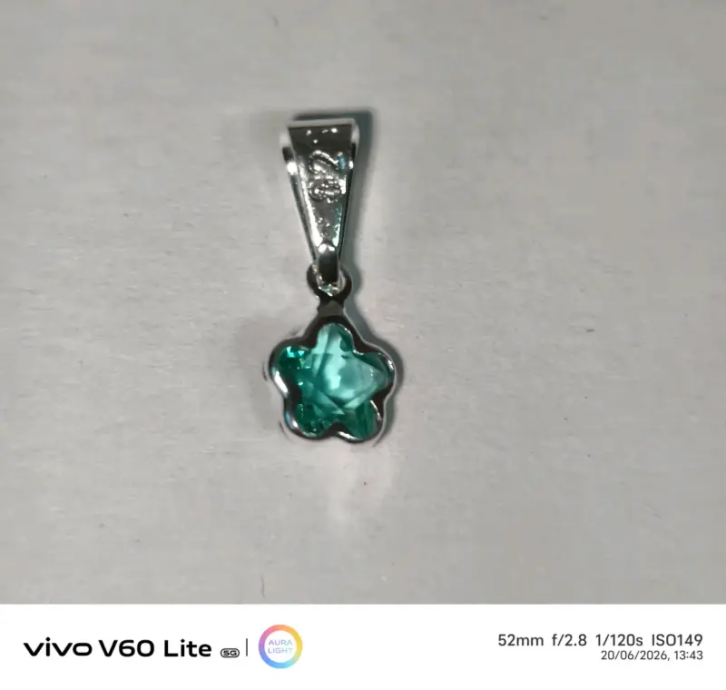 Colgante de plata 925,con piedra verde - 1