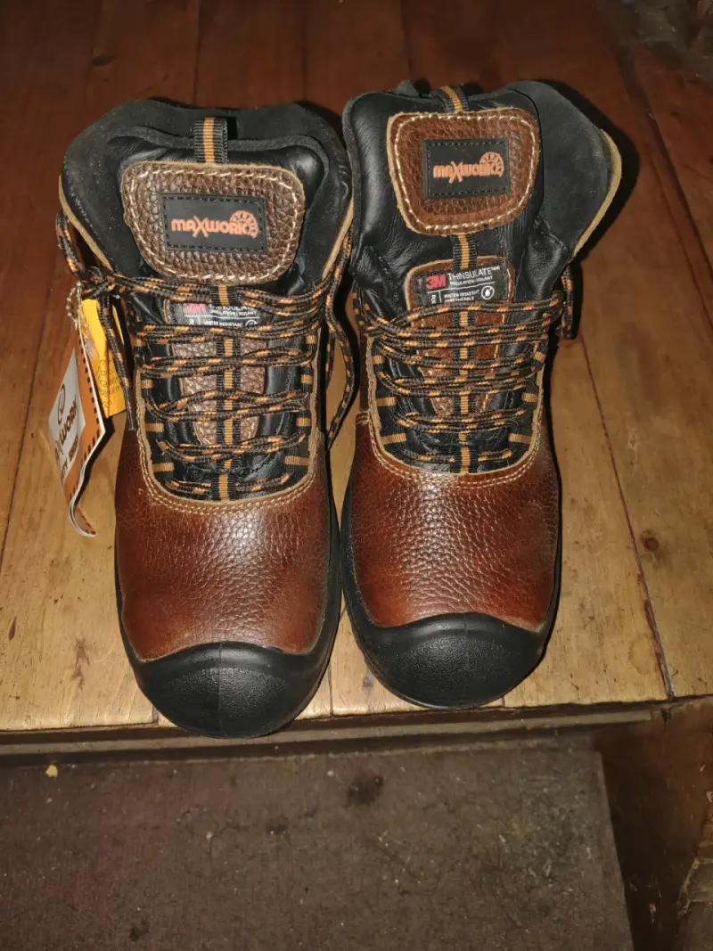 Bototos de seguridad Maxwork marrones nuevos