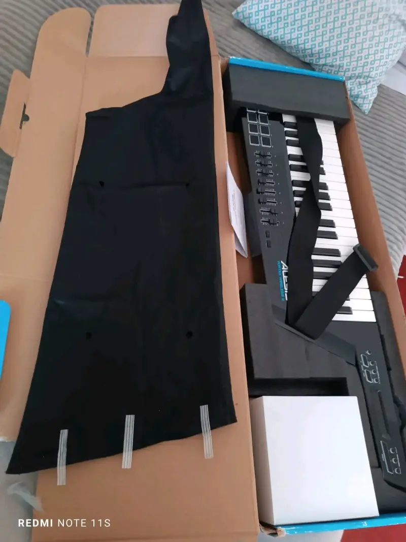 Teclado Alesis Vortex Wireless 2 - 3