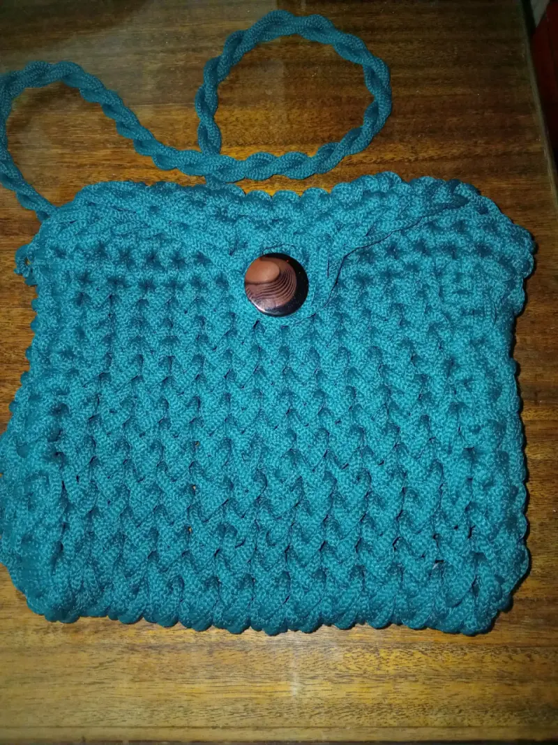 Cartera tejida color turquesa - 1