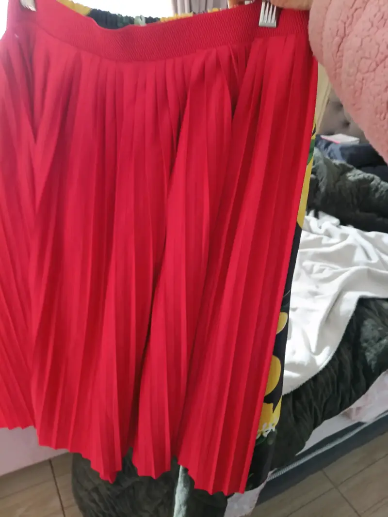Faldas, vestidos y body lata calidad y buen estado - 2