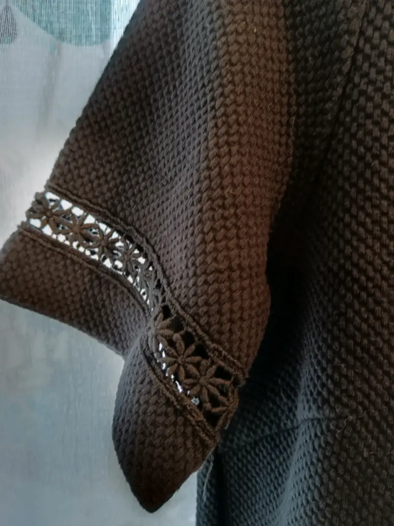 Vestido negro con encaje - 1