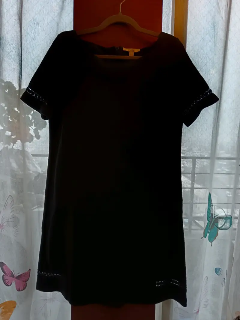 Vestido negro con encaje - 3