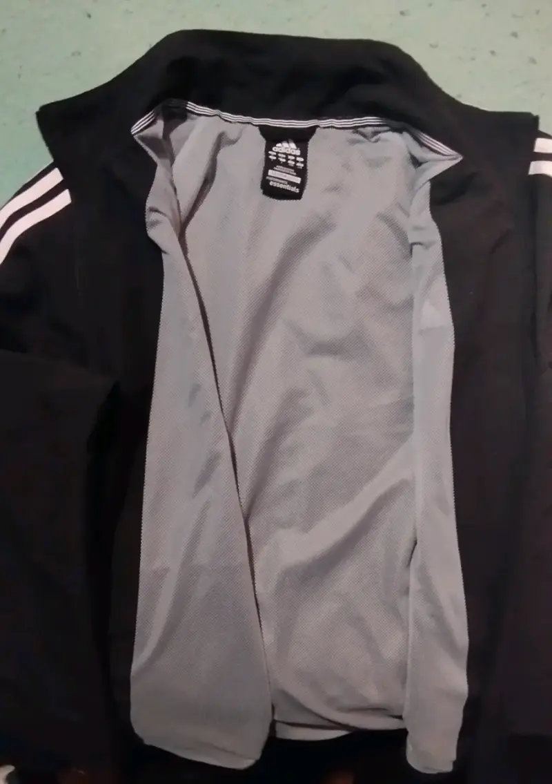Chaqueta negra deportiva Adidas - 2
