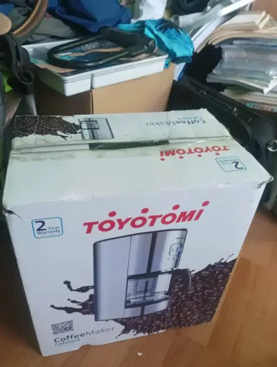 Cafetera eléctrica Toyotomi - miniatura 1