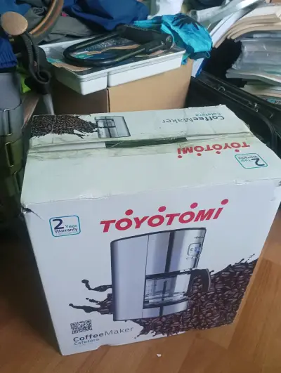 Cafetera eléctrica Toyotomi - miniatura 2