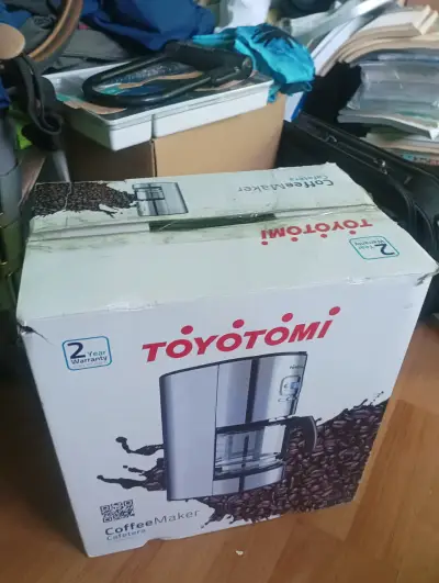 Cafetera eléctrica Toyotomi - miniatura 3