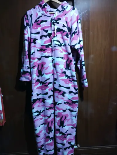 Enterito de polar rosado camuflaje - miniatura 1