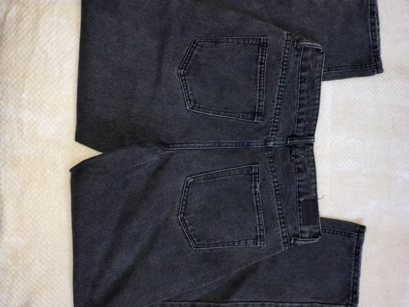 Jeans negros rasgados mujer - 2