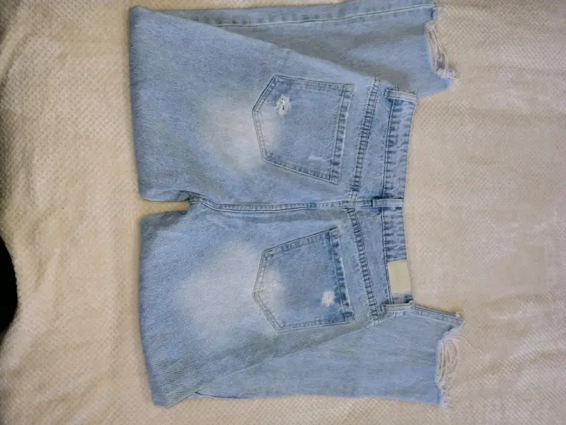 Jeans celestes rotos - 2