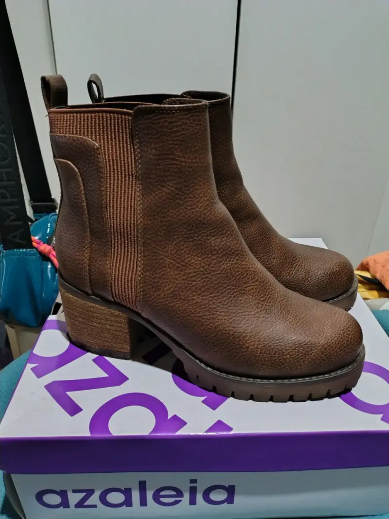 Botines marrones con tacón - 2