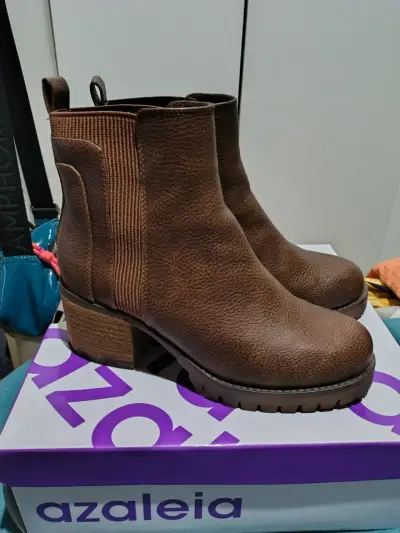 Botines marrones con tacón - miniatura 2