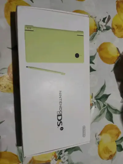 Consola Nintendo DS verde - miniatura 3
