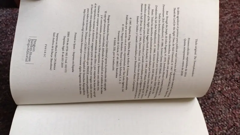 Libro 'Tommyknockers' de Stephen King - 4
