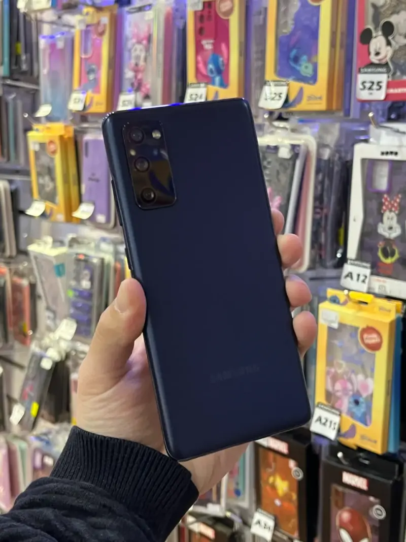 Samsung S20FE - 2