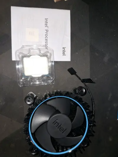 Procesador Intel Core i3 12th Gen - miniatura 4