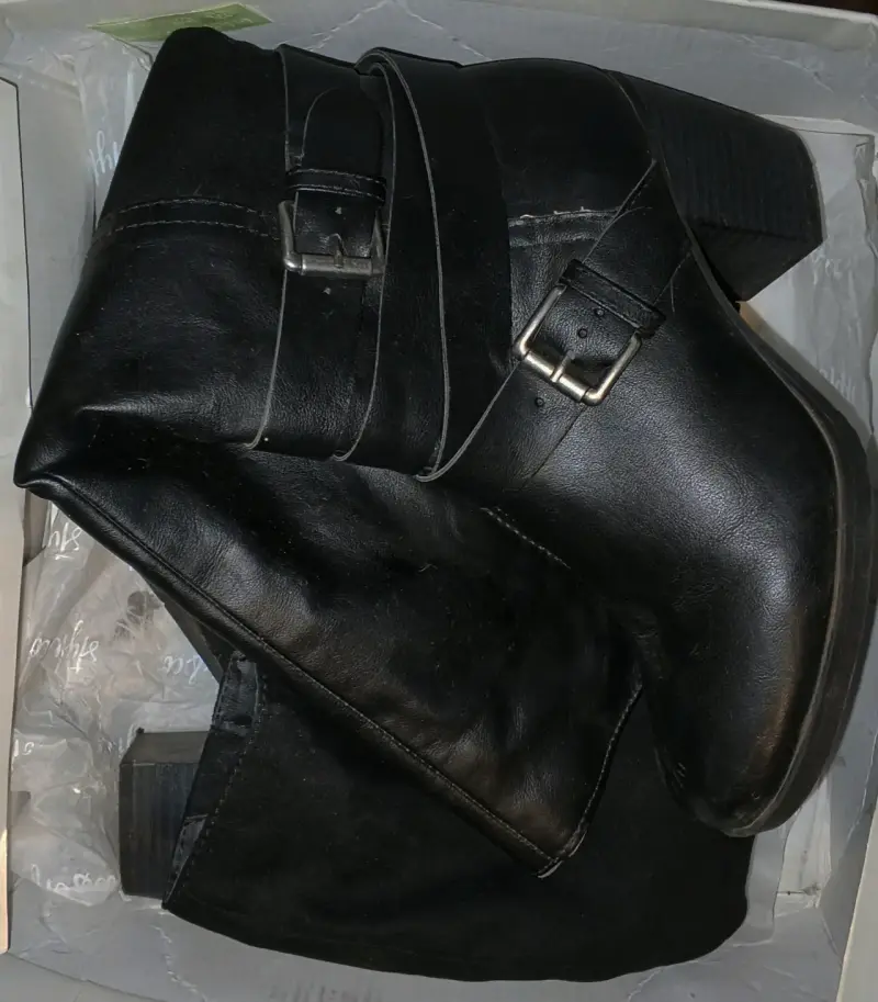 Botas negras de cuero altas - 3