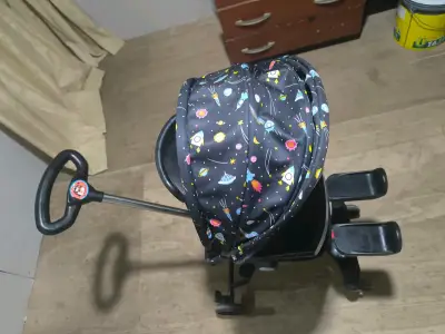 Coche para bebé estampado espacial - miniatura 1