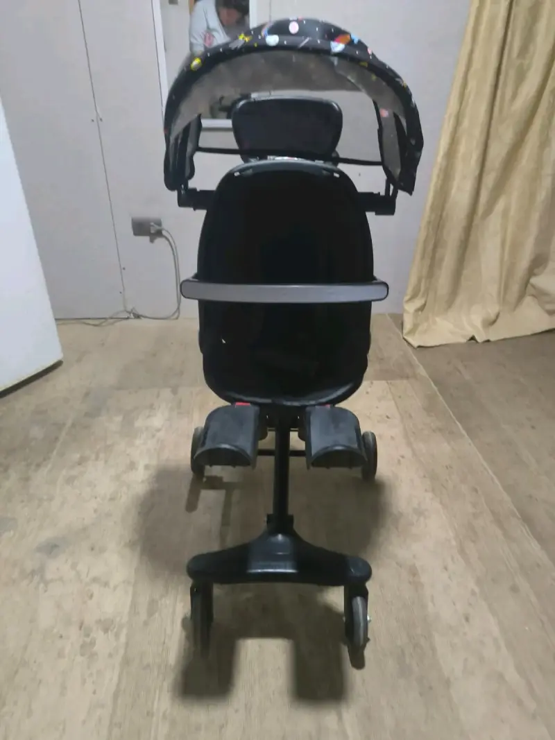 Coche para bebé estampado espacial - 2