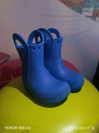 Botas Crocs azul niños - miniatura 2