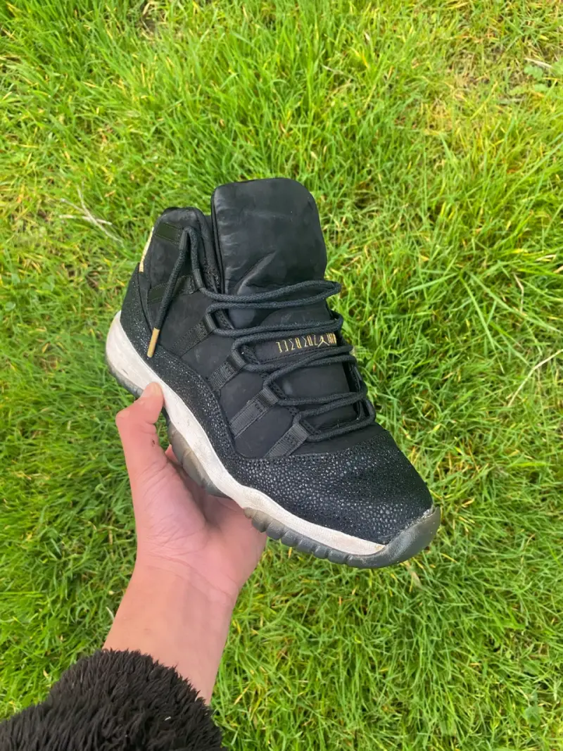 Air Jordan 11 retro heiress black - 3