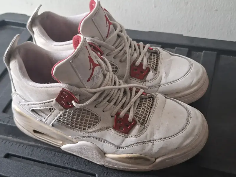 Air Jordan 4 Retro "Metallic Red" talla 36.5 - 2