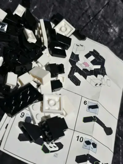 Gato tipo Lego - miniatura 3