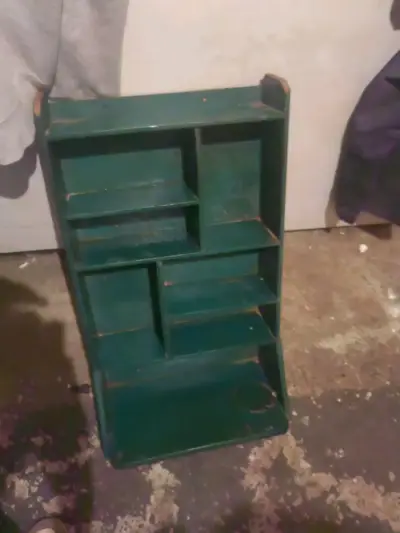 Estante verde de madera - miniatura 2