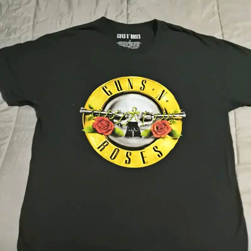Polera negra Guns N' Roses - 1