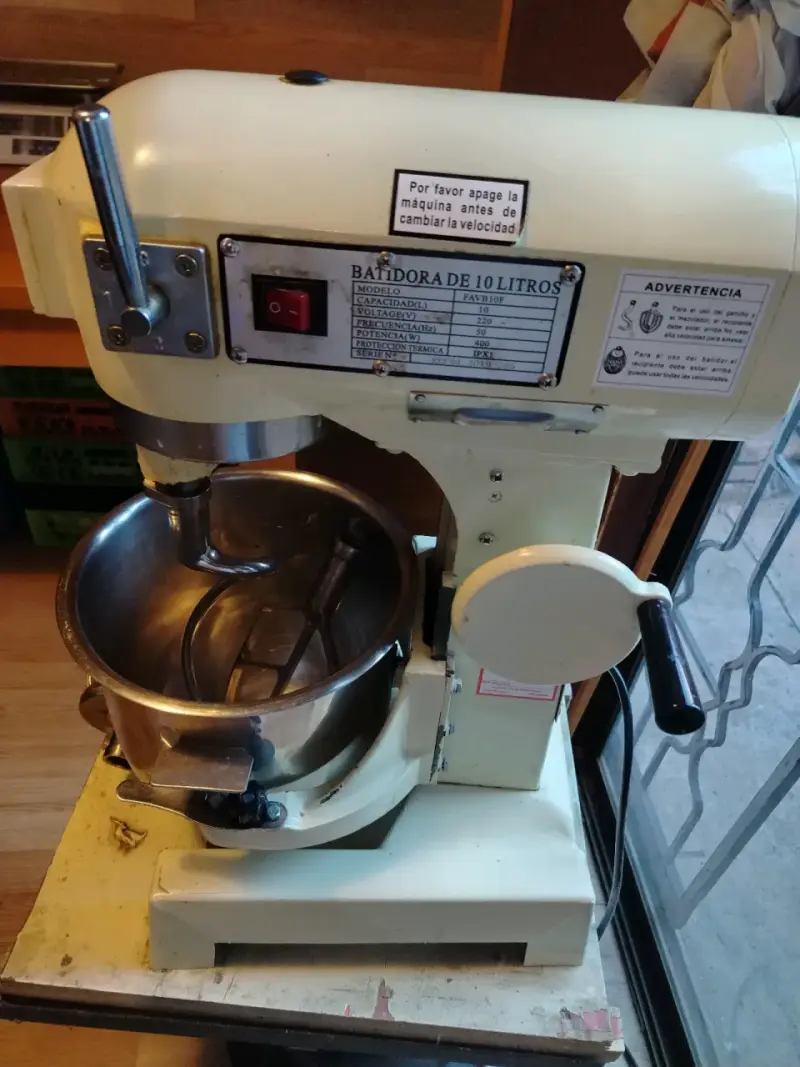 Batidora industrial de 10 litros - 3