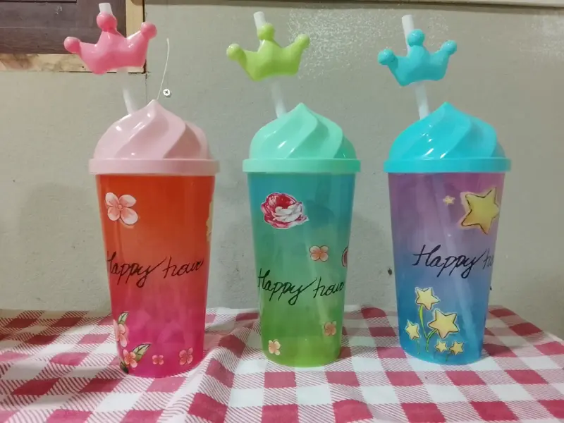 Set de vasos para niños con diseño - 2