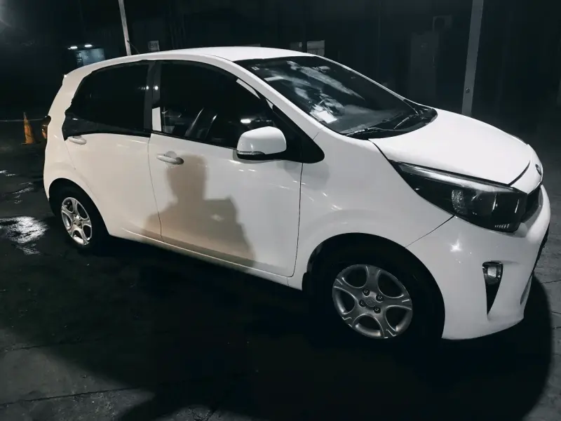 Auto compacto blanco en venta Kia morning 2019 - 2