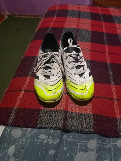 Zapatos de baby fútbol Adidas predator original - miniatura 1