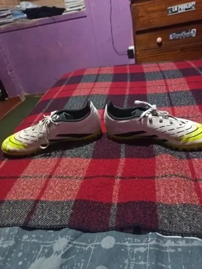 Zapatos de baby fútbol Adidas predator original - miniatura 2