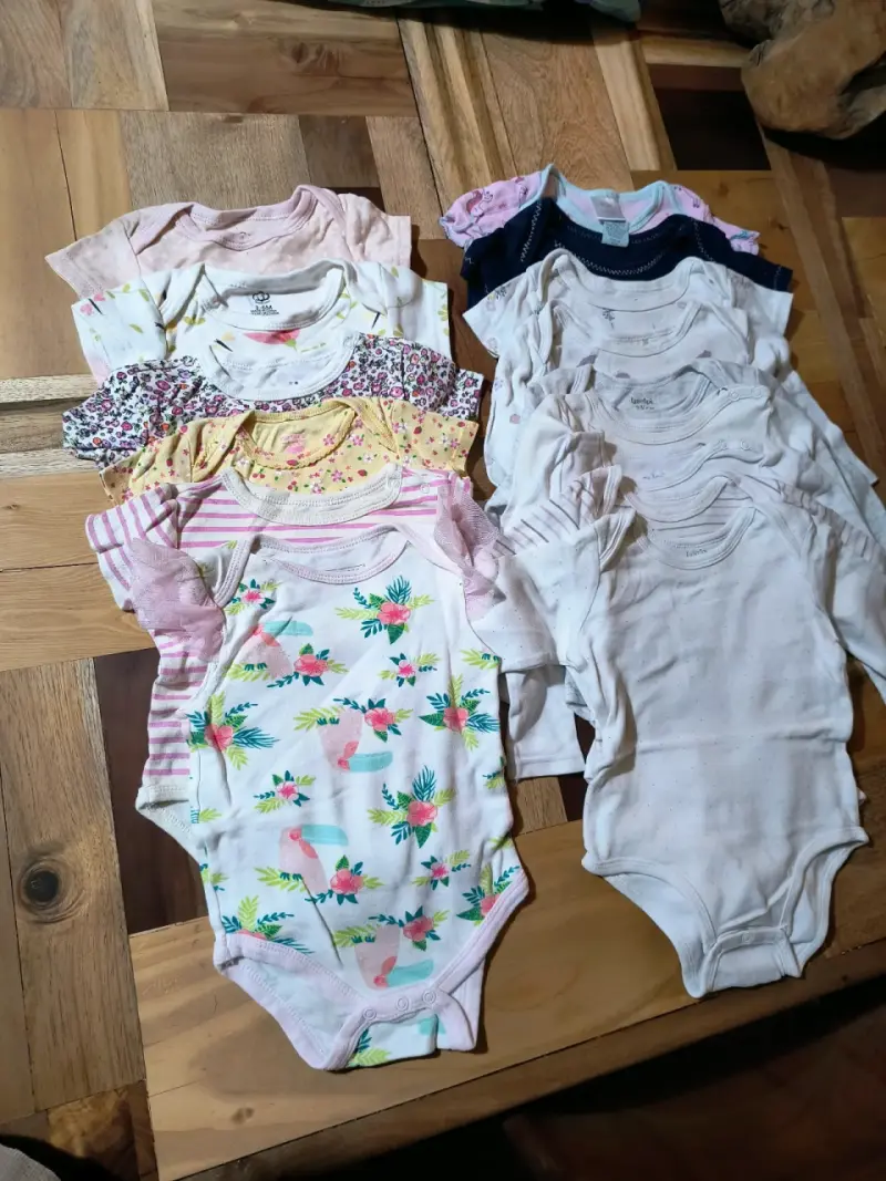 Lote de bodys para bebé