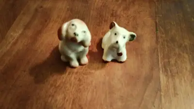 Perritos de Porcelana Vintagede Lota - miniatura 1