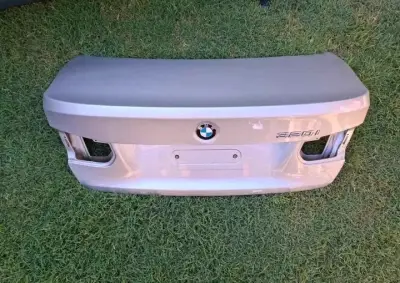Maletero BMW 320i - miniatura 2
