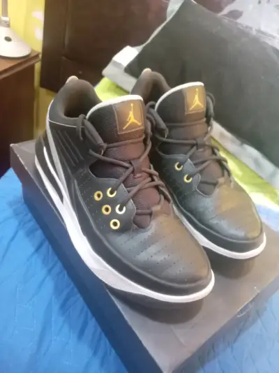 Zapatillas jordan max aura 5 - miniatura 4