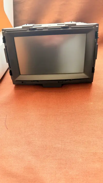 Parlantes y radio  de auto - miniatura 4