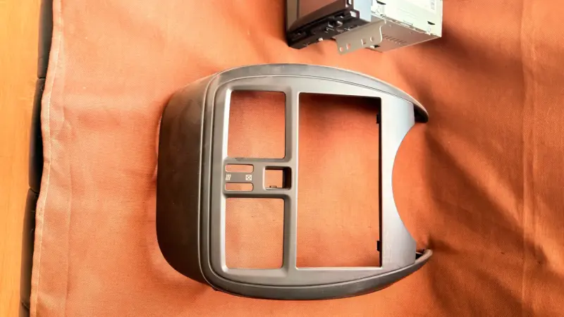 Parlantes y radio  de auto - 5