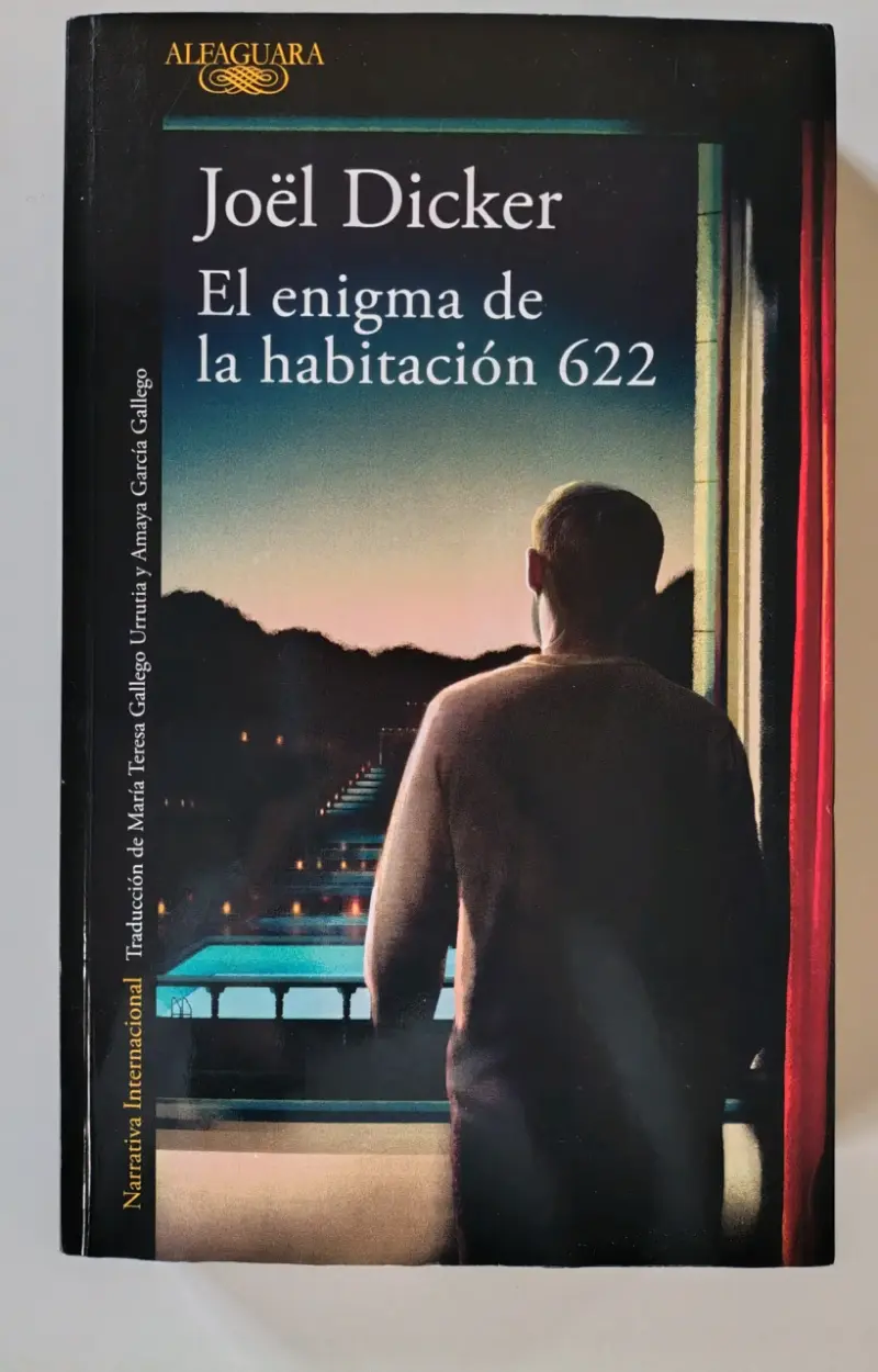 Libro 'El enigma de la habitación 622' - 1