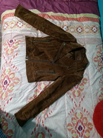 Chaqueta de gamuza café - miniatura 1
