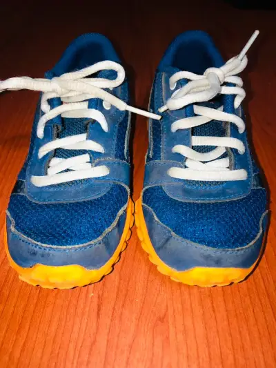 Zapatillas deportivas azules para niños - miniatura 1