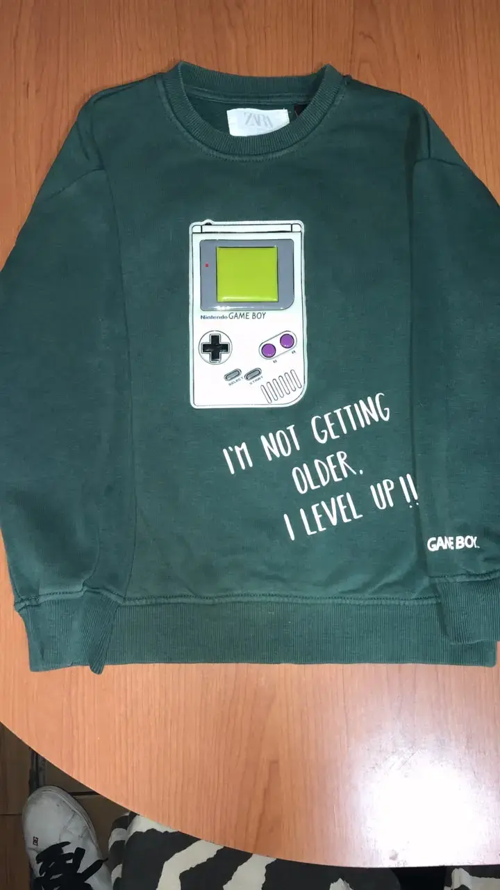 Polerón verde Game Boy Zara - 4