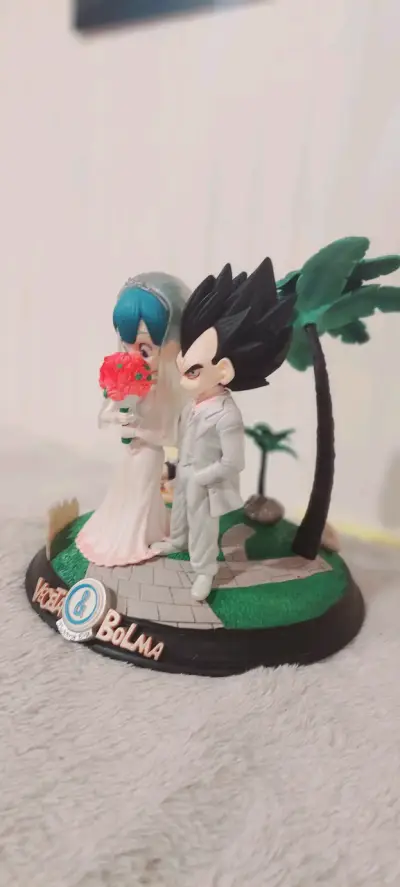 Figura Vegeta y Bulma boda - miniatura 3