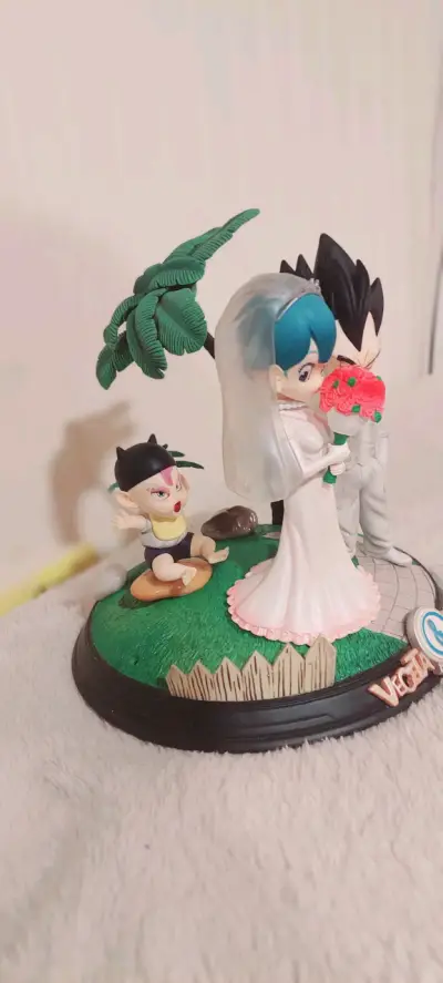 Figura Vegeta y Bulma boda - miniatura 4