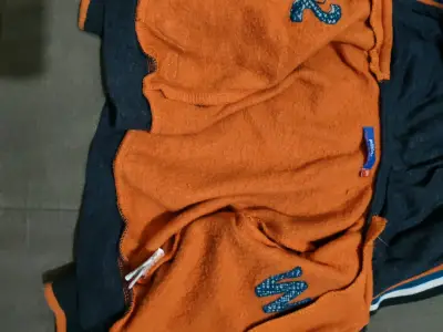 Conjunto de bebé naranjo y azul - miniatura 2